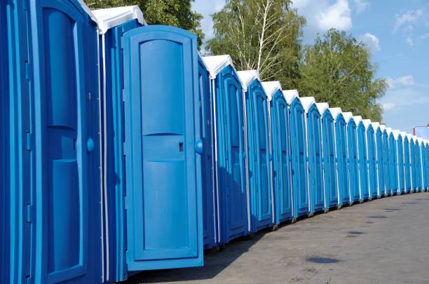 Porta potty delivery and setup in Clay, KY